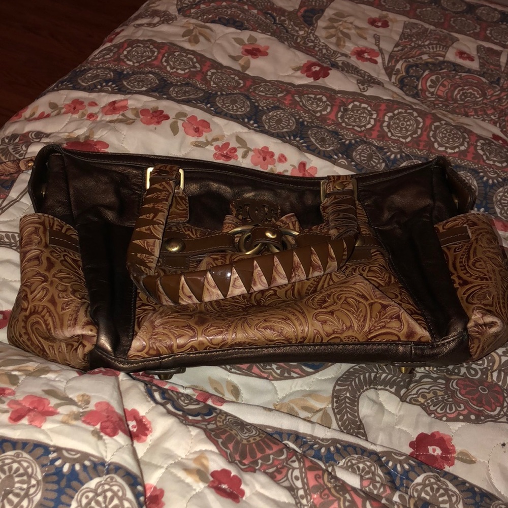 Sharif shoulder bag